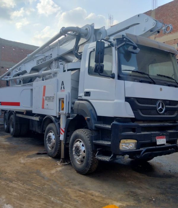 Overhaul repair of BetonStar concrete pump 52m (6)