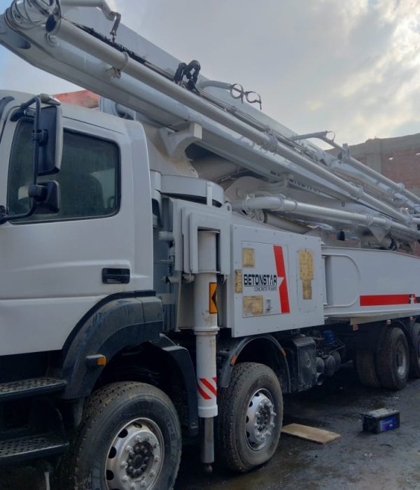 Overhaul repair of BetonStar concrete pump 52m (7)